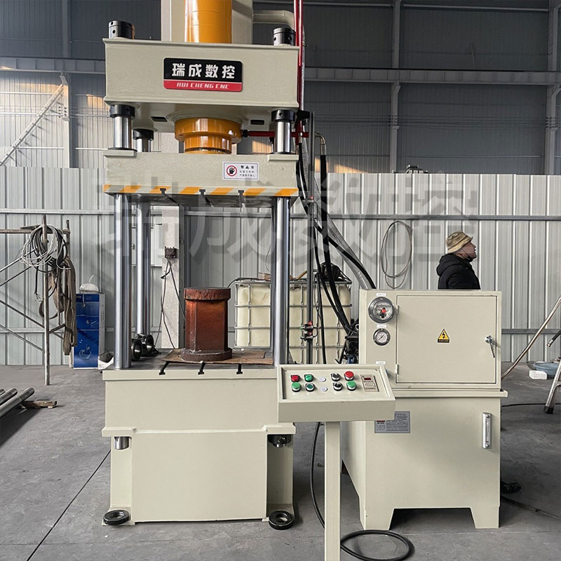 500噸粉末成型液壓機(jī) 500噸粉末成型液壓機(jī)